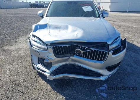 2021 Volvo Xc90 T5 Momentum 7 Passenger z USA, uszkodzony, nr VIN YV4102CKXM1695548